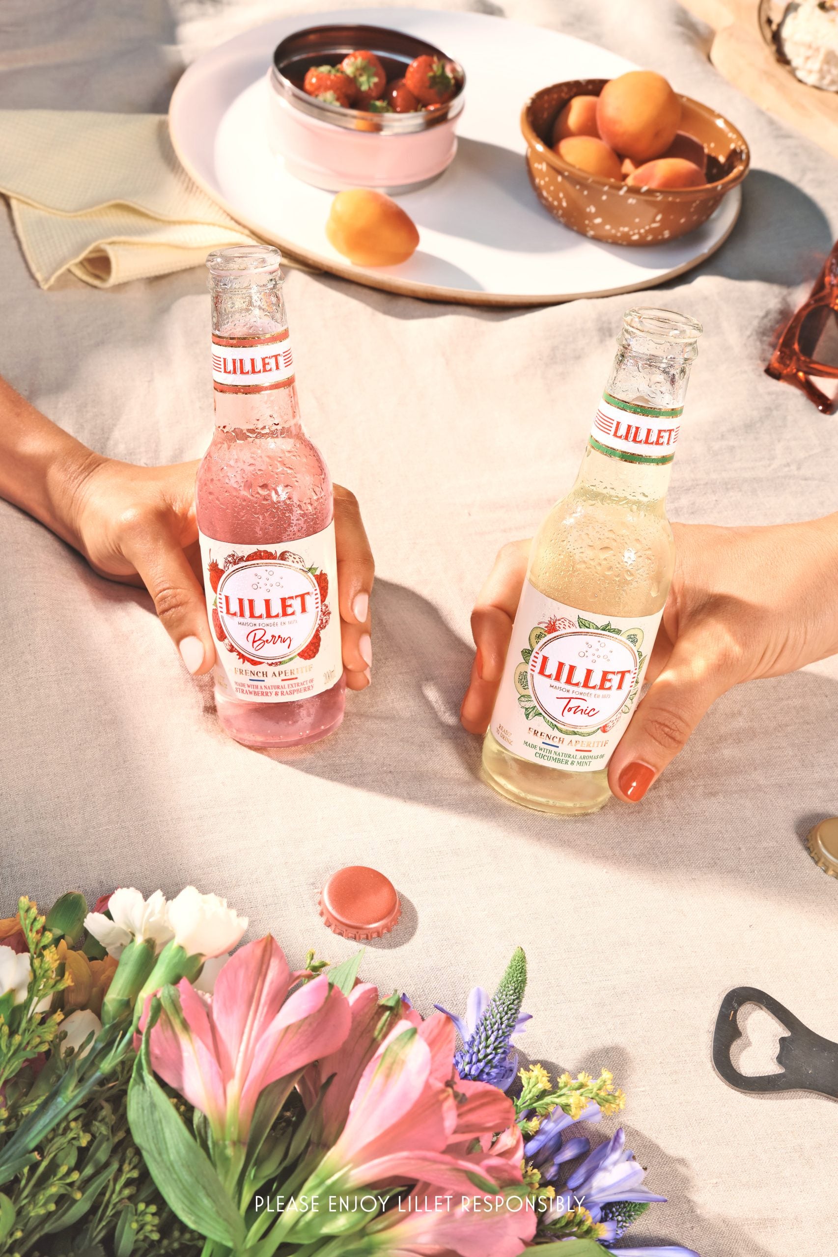 https://www.lillet.com/wp-content/uploads/RDM_2_3_LILLET-RTD-Lifestyle-Picnic-BERRY-TONIC-scaled.jpg